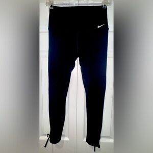 Nike dri fit open ankle bow pants. Size Medium. (Fits more like small) EUC